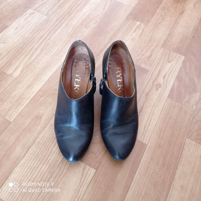 Ботильони жіночі 37р шкіряні RYLKO