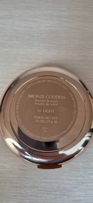 Бронзувальна пудра EsteeLau der Bronze Goddess Powder