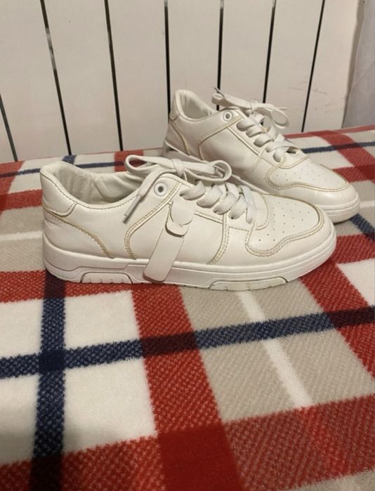 Paka ubrań damskich