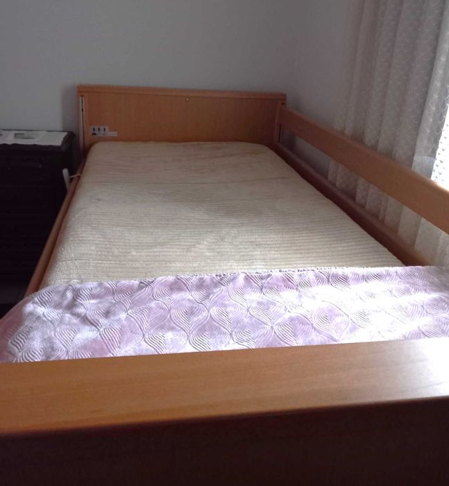 Cama articulada elétrica nova
