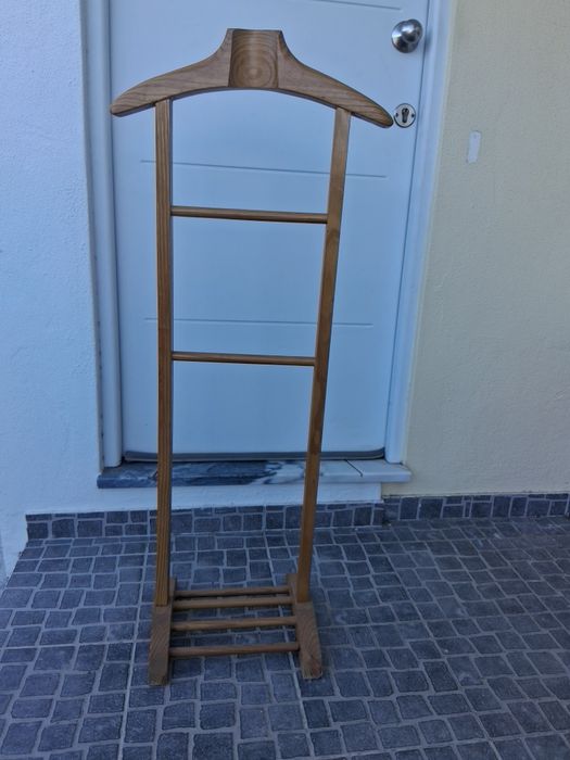 Criado Mudo / Cabide de Pé Alto - VINTAGE