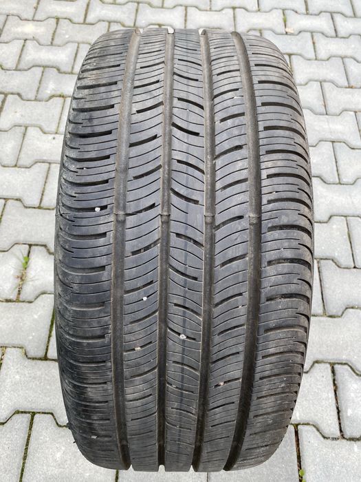 Opona Continental  255/40R19