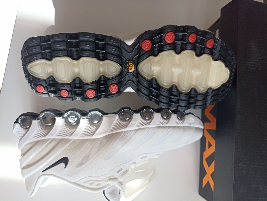 Białe Nike Air Max Dn8 rozmiar 42