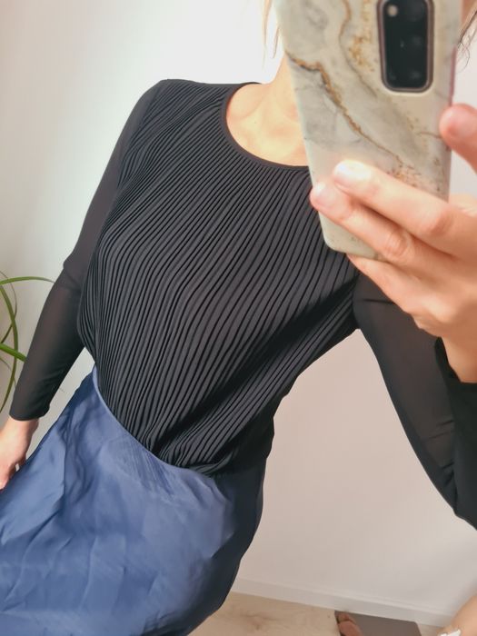 Czarna bluzka z plisowanej tkaniny Michael Kors