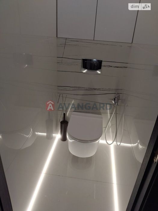 Продам 4к квартиру Озерна