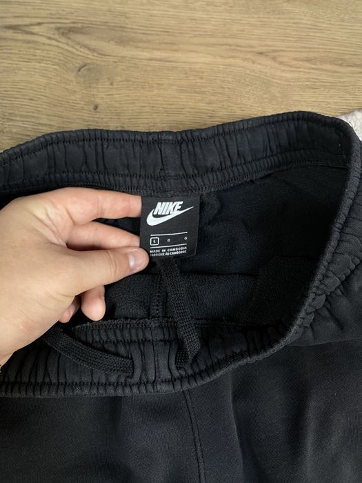 Спортивні штани Nike