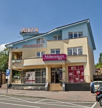 Pensjonat IBIZA - tanie pokoje  blisko plaży