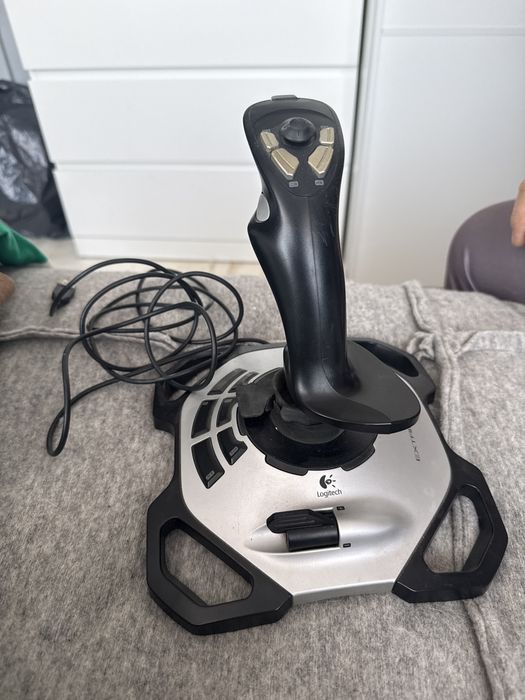 Kontroler logitech x30