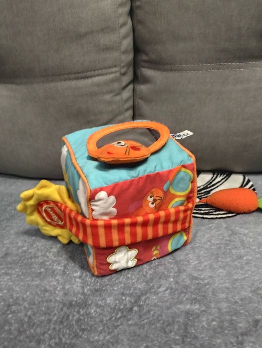 Розвиваючий м'який куб Chicco