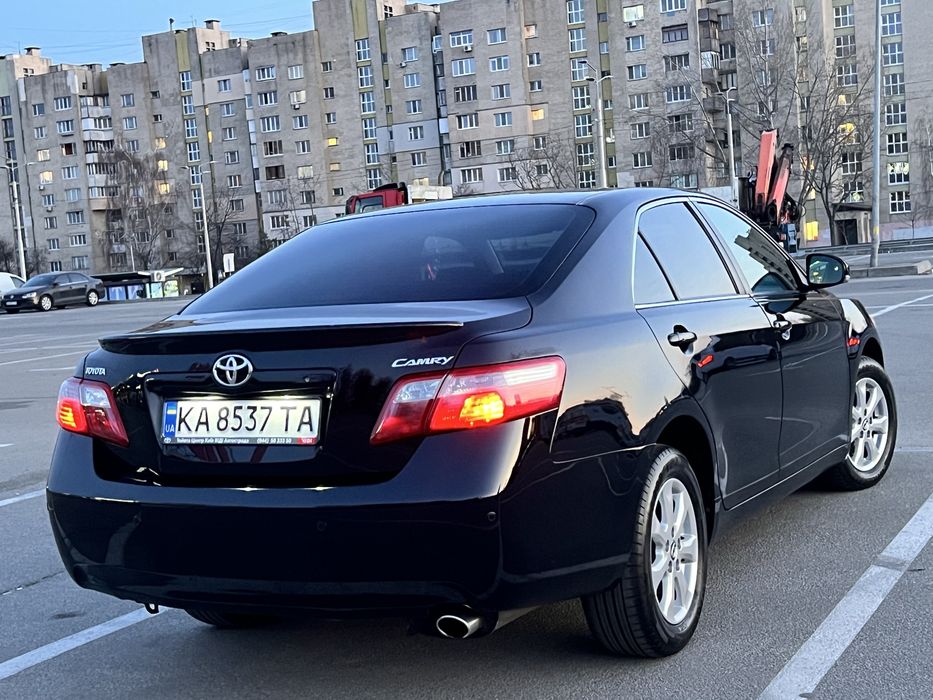 Toyota Camry 2009 Official