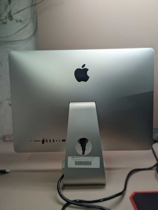 Моноблок Apple iMac 21.5 Retina 4K (A2116) 2019 (MRT32)