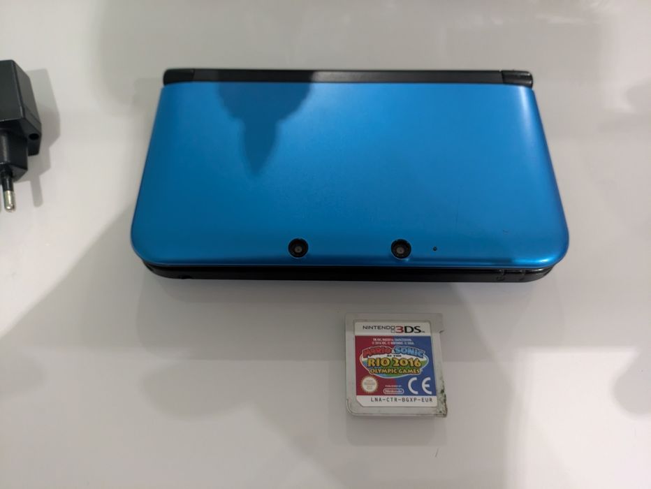 Nintendo 3ds desbloqueada 32gb