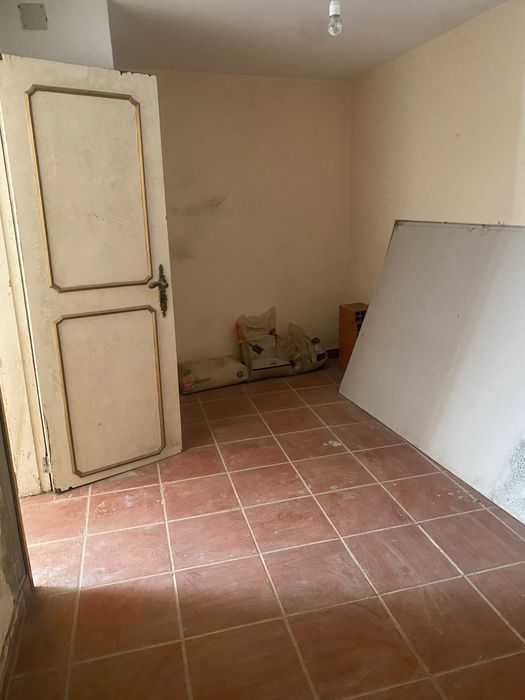 Casa para acabar de recuperar em Escalos de Cima (10 minutos de Castelo Branco)