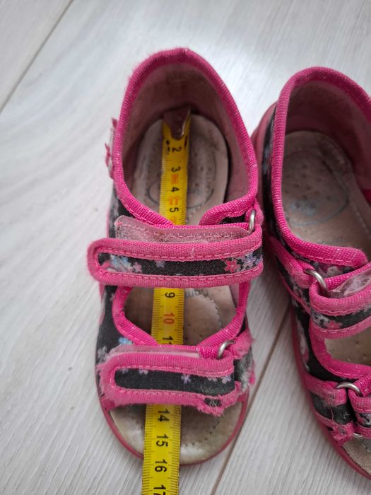 Sandały tenisówki trampki buty przedszkole r. 25