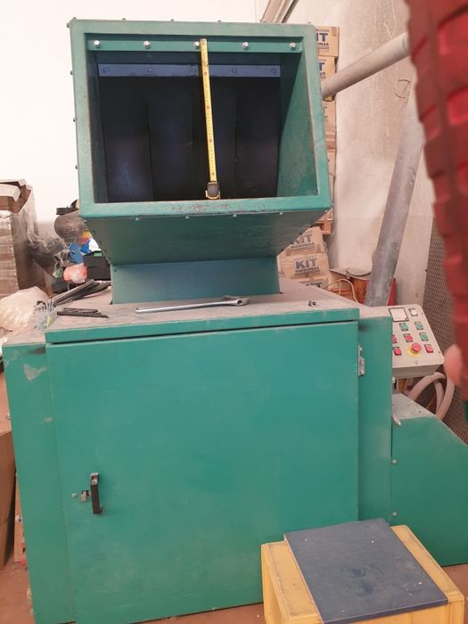 Maquinas de Injecção (9) com periféricos