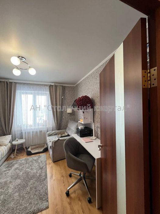 Є відновлення Позняки 2-х кімнатна Олександра Кошиця 10/21 є інвертор