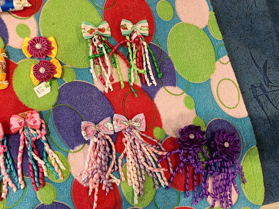 Бантики ,заколки