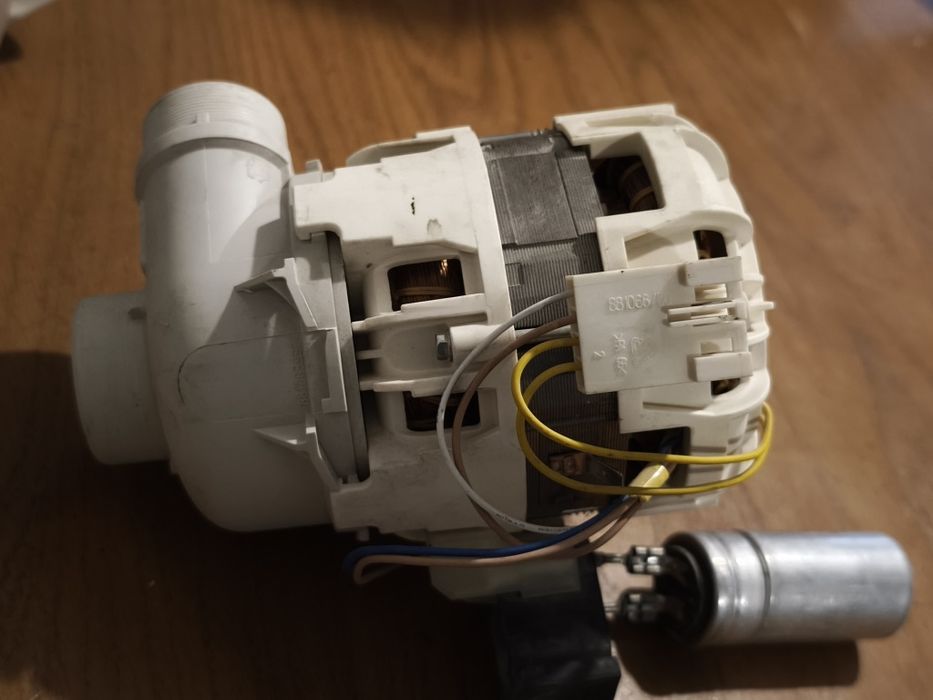 Pompa Silnikowa 4+2cont. Ø40/34mm  AEG, ELECTRO