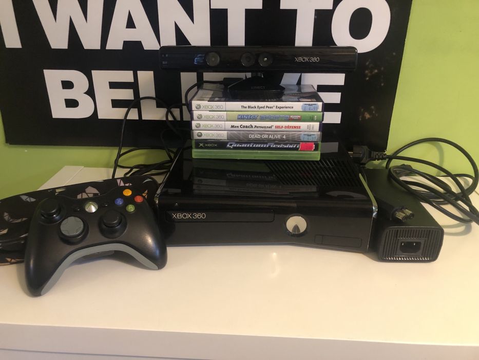Konsola Xbox360s 250gb piano black kinect pad gry zestaw