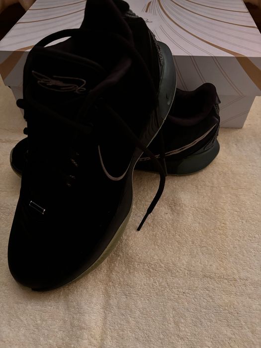 Nike LeBron XXI Black/Metallic Pewter-Iron Grey