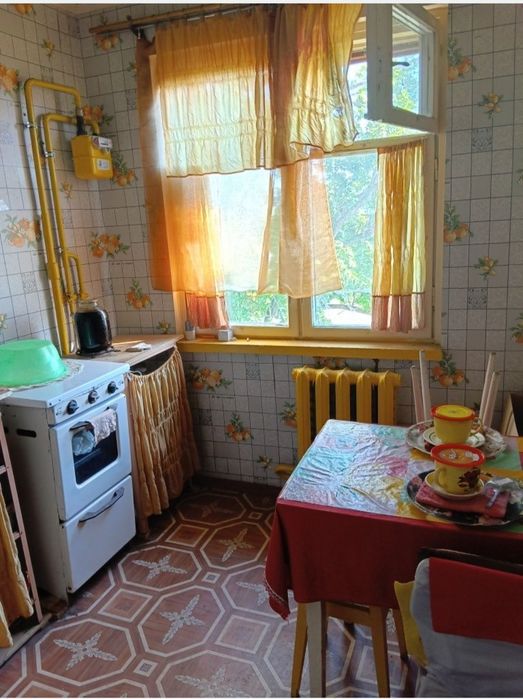 Я, власниця квартири, терміново продаю 1-кімнатну квартиру в центрі міста: вул.С.Бандери (вул.Чапаєва) в 5 хвилинах від Цуму, Житній ринок,Сіний ринок