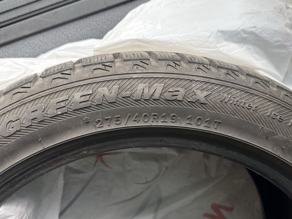 Pneus x2 (245/45R19) x2 (275/40R19)
