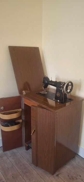 Maquina de costura Singer