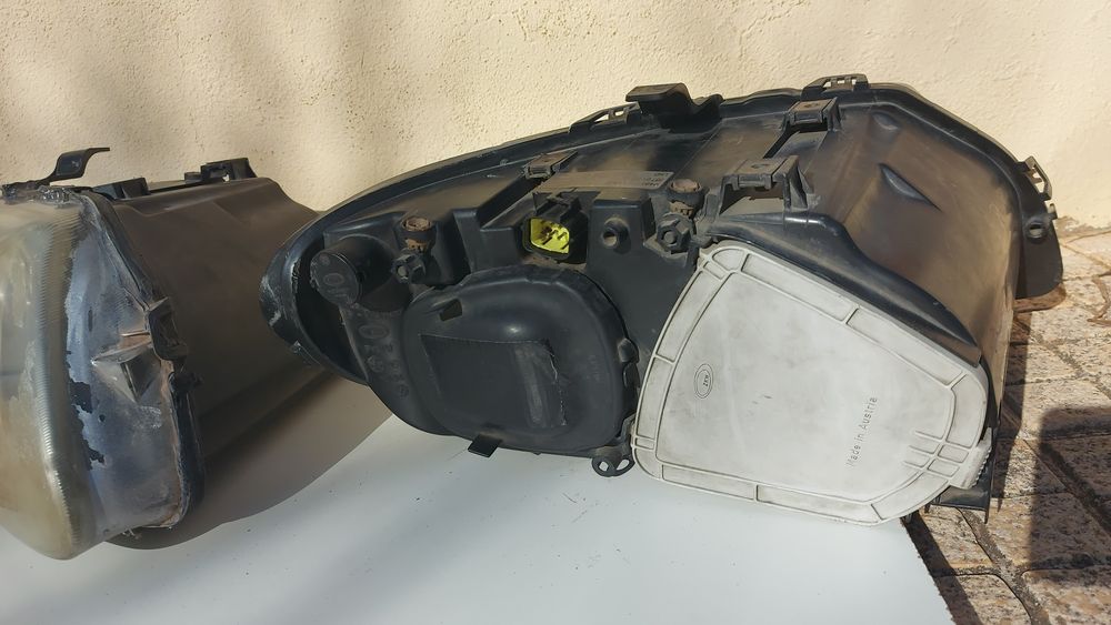 Farol optica dianteira Chrysler Voyager