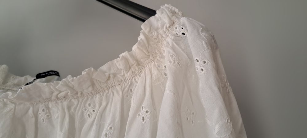 Top zara s bordado inglês