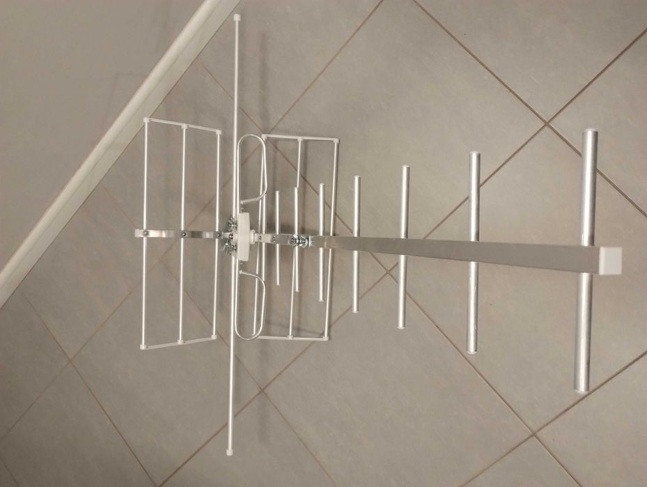 Antena kierunkowa TECHNISAT Technicombo UHDT 2000