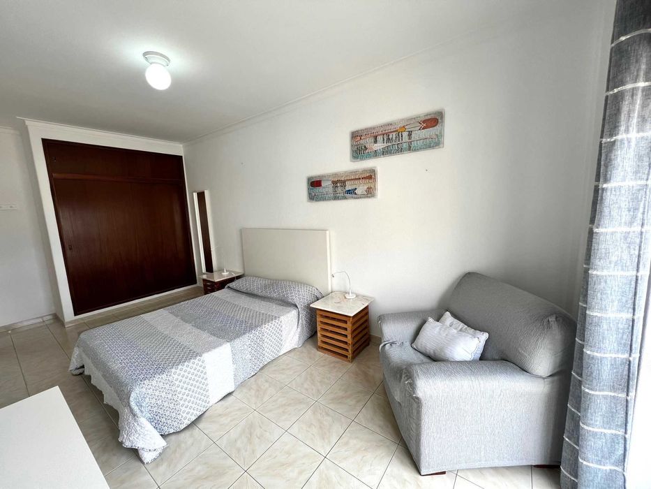 Apartamento com 2 WC e Garagem