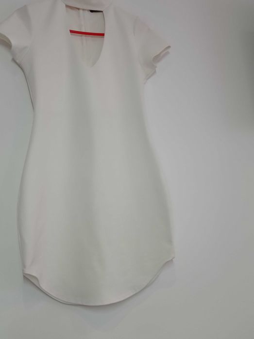 Sukienka biała wizytowa, koktajlowa