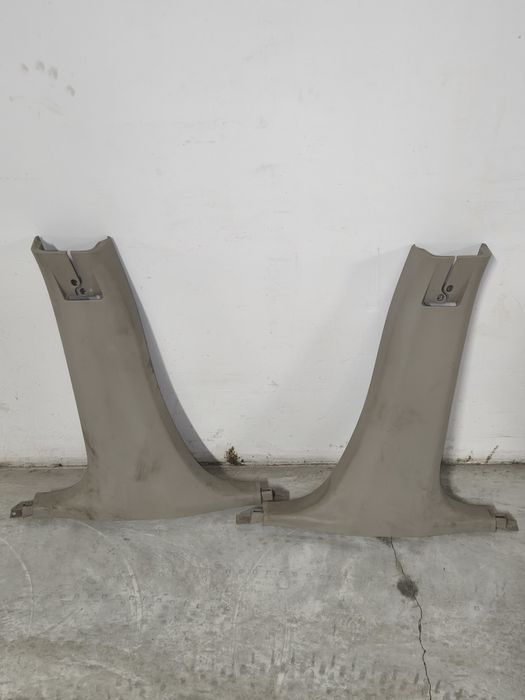 Chrysler 300C SRT8 2006 PLASTIKI WNĘTRZA/białe