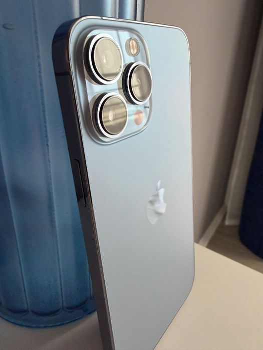 iPhone 13 Pro Max – 256 GB – Azul Claro