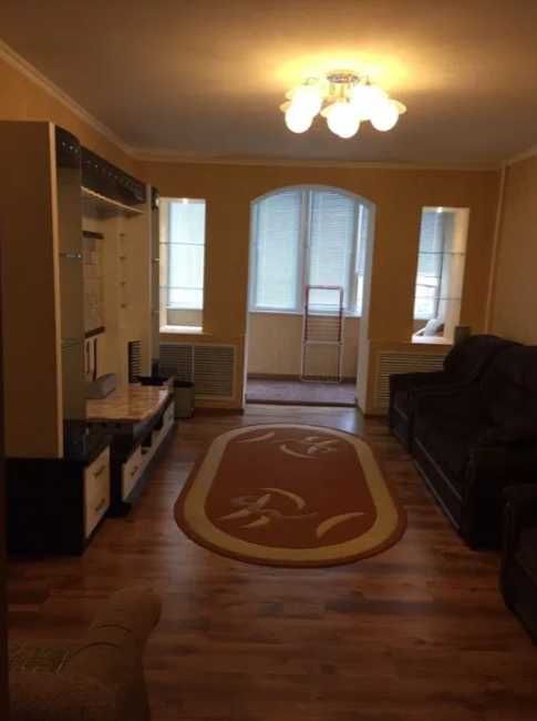 2х квартира 68 кв.м, 2 поверх, центр.