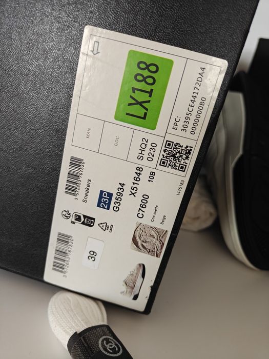 Chanel interlocking CC zamszowe sneakersy r.39 skóra naturalna