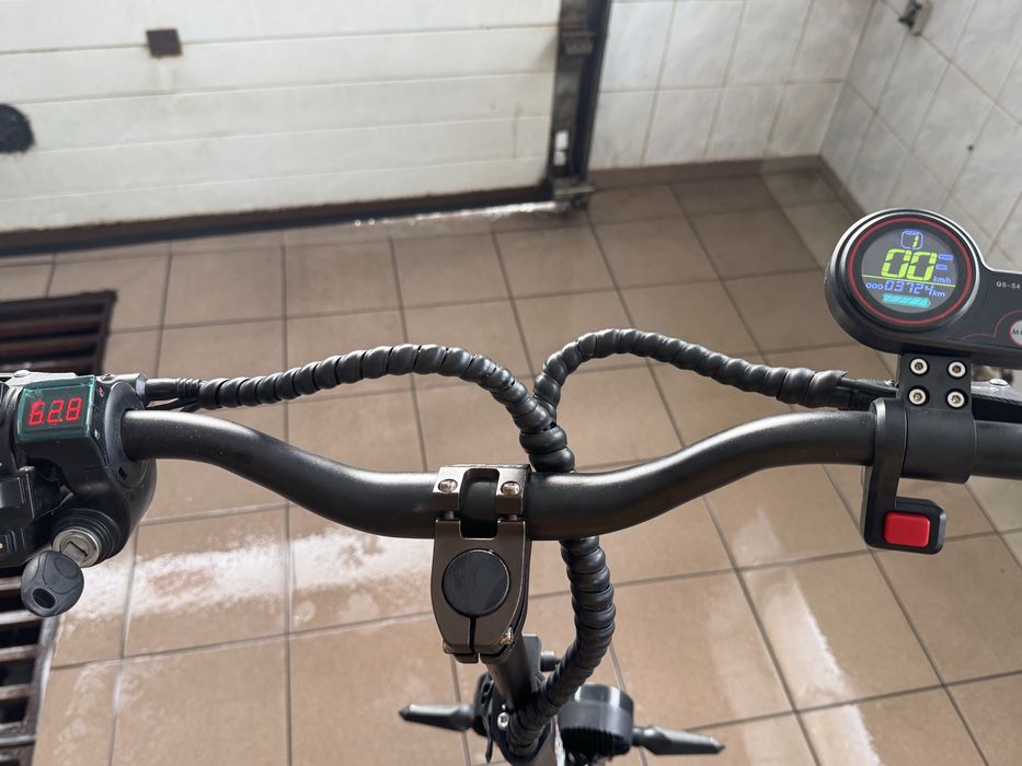 Електро самокат TECROS S01