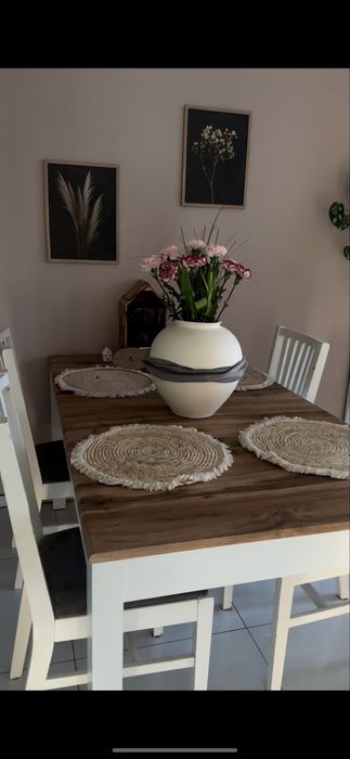 Sprzedam stół+4 krzesła