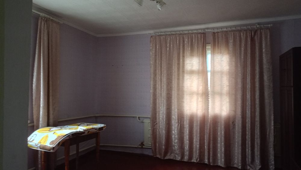 Продається частина будинку у Фастові.