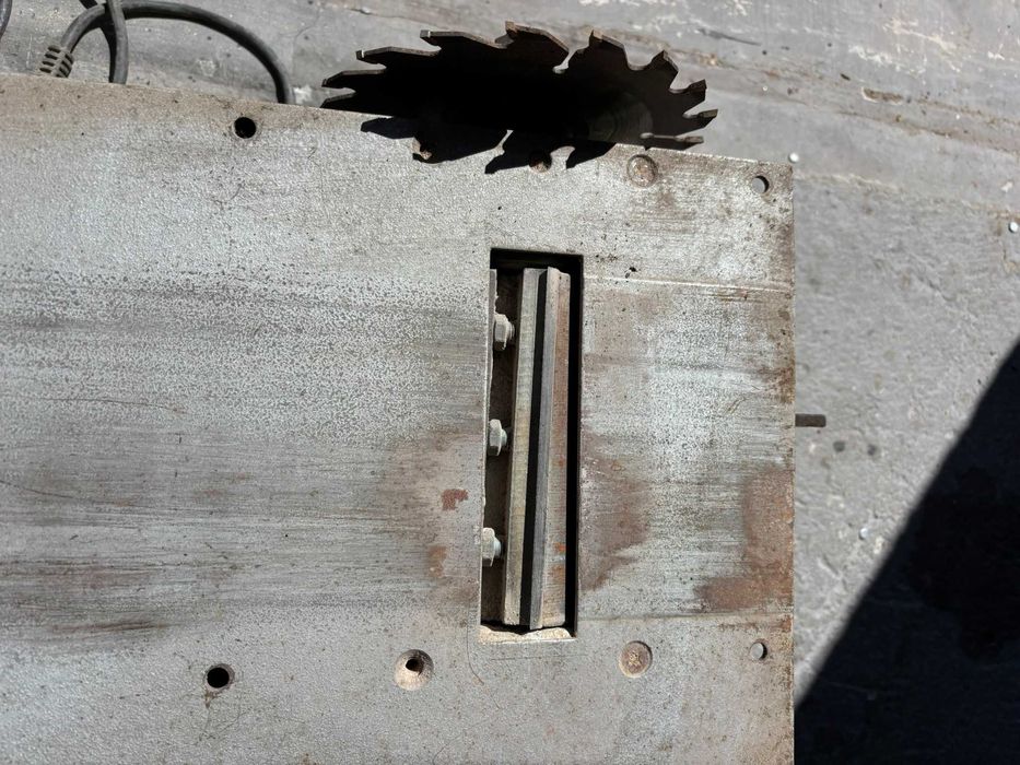 Pilarko strugarka mała