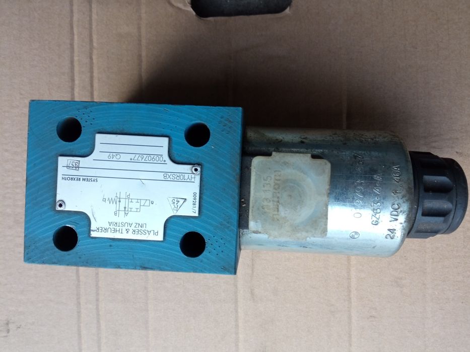 Гідро розподільник на 24в