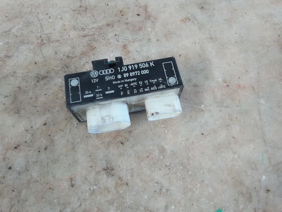 Módulo Control de Termoventiladores VOLKSWAGEN Golf IV (1J1)