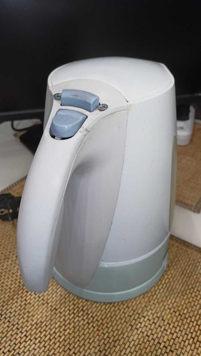 Электрочайник BRAUN 3217/S10