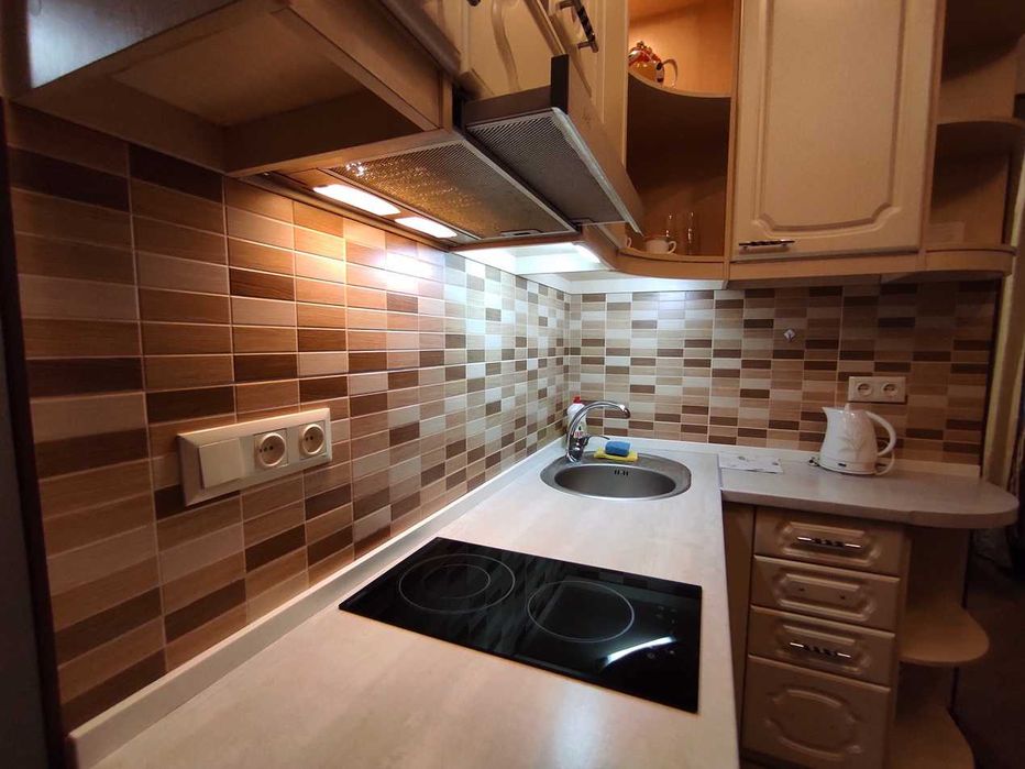 посуточно квартира подобово Апартаменты Левада метро Гагарина Автовокз