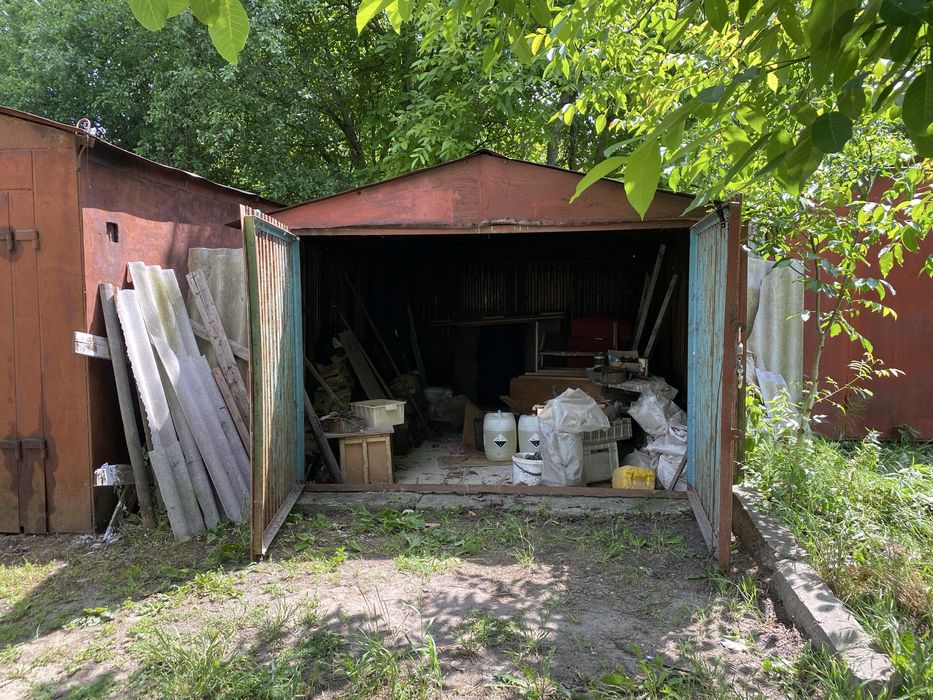 Гараж + паркомісце