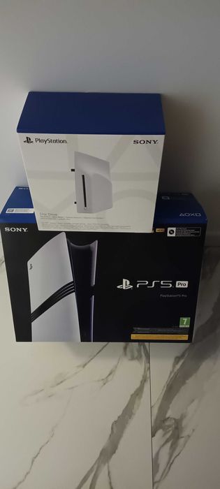 PlayStation 5 Pro 2TB + napęd zewn. + pady + gry + ubezpiecz.+PS plus