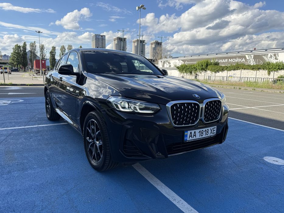 Офіційний BMW X4 2022