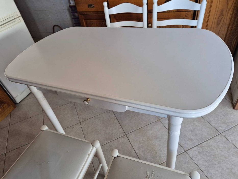 Mesa de cozinha branca, extensível