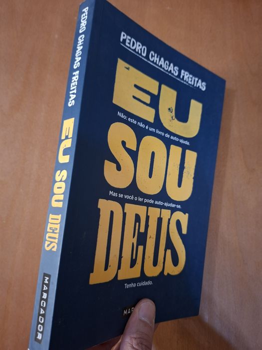 Eu Sou Deus " Pedro Chagas Freitas "