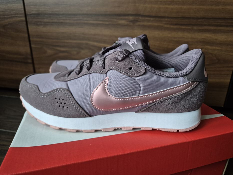 sneakersy Nike MD Valiant 38 nowe